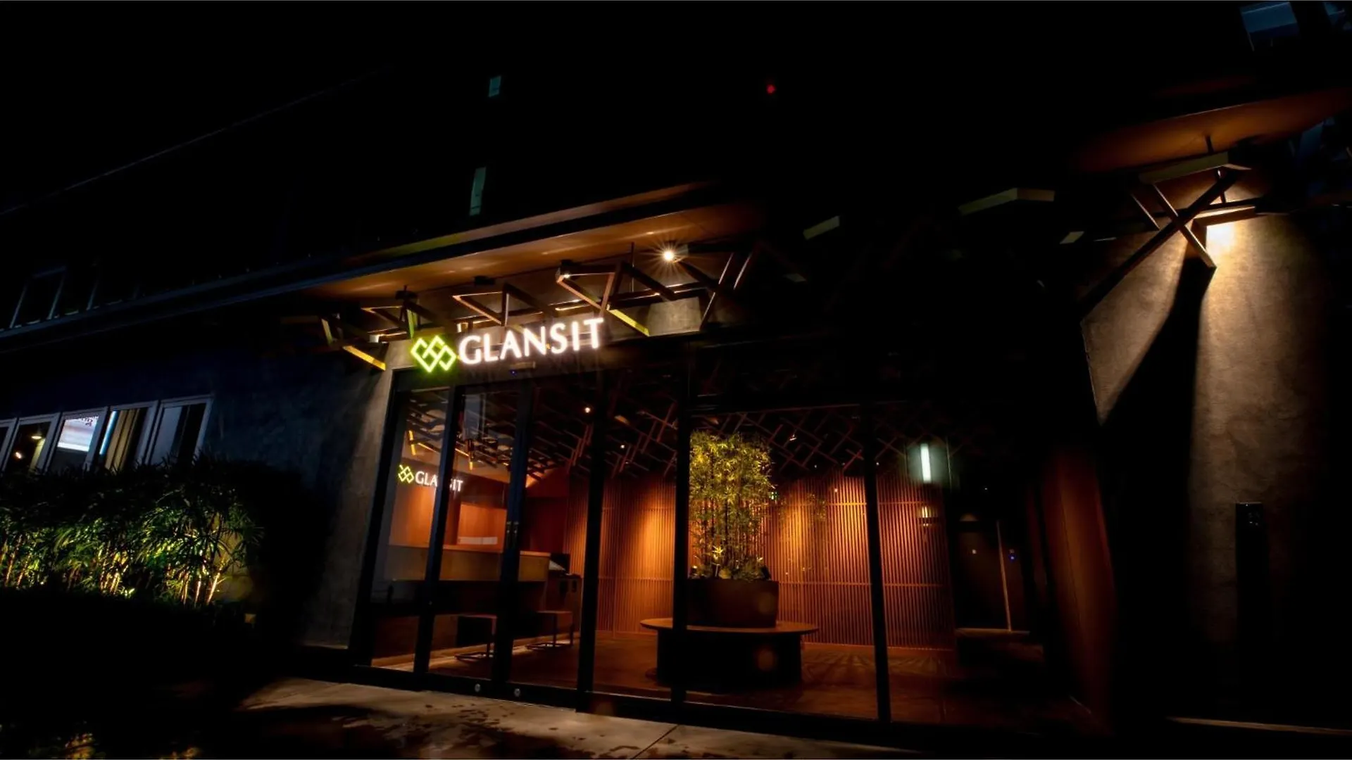 Glansit Kyoto Kawaramachi